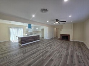 1098 E 21st St in Merced, CA - Building Photo - Building Photo