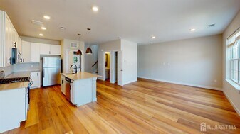 601 Novak Terrace in Sayreville, NJ - Building Photo