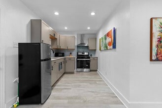 412 Harwood St, Unit SI ID1094307P in Orlando, FL - Foto de edificio - Building Photo