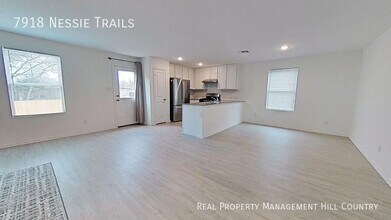 7918 Nessie Trl in San Antonio, TX - Building Photo - Building Photo