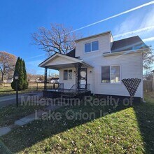 644 E Meyers Ave in Hazel Park, MI - Building Photo - Building Photo