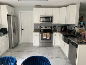 180 Walnut Crest Run in Sanford, FL - Building Photo - Building Photo