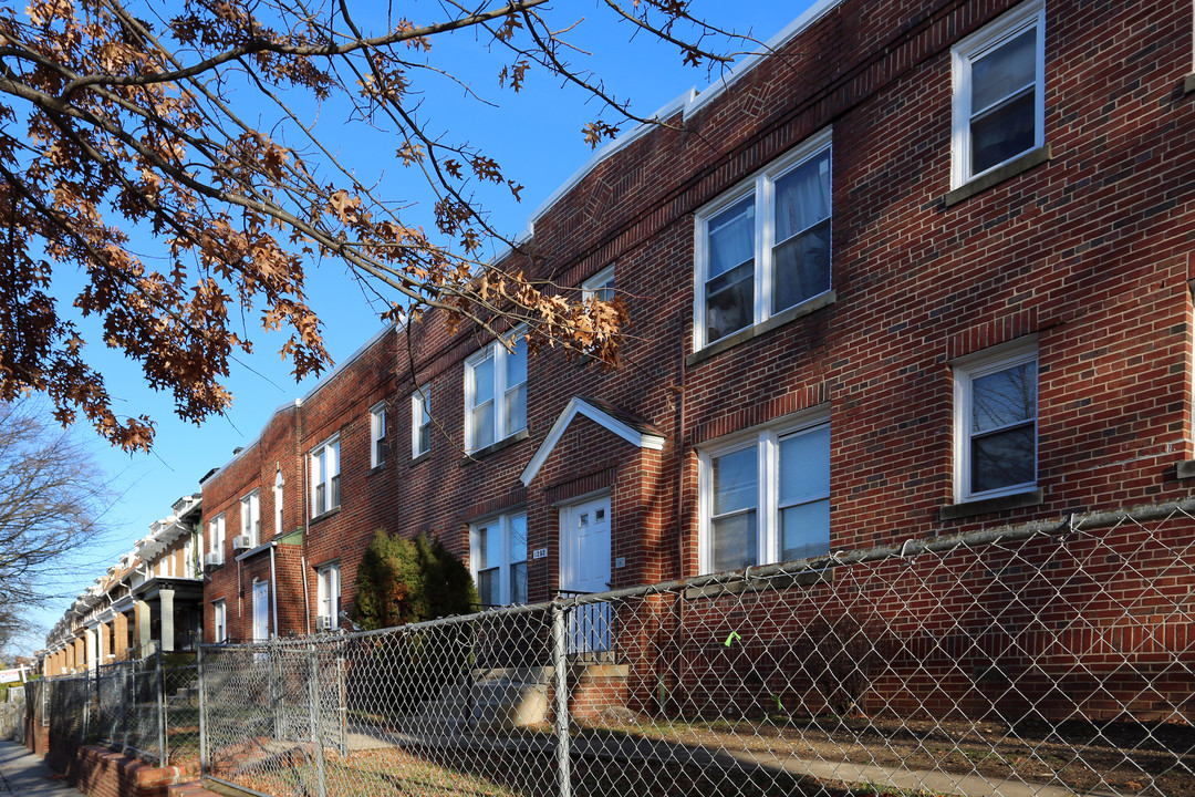 1252-1254 Owen Pl NE in Washington, DC - Building Photo