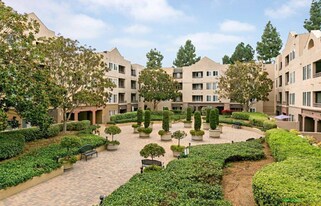 3550 Lebon Dr in San Diego, CA - Building Photo