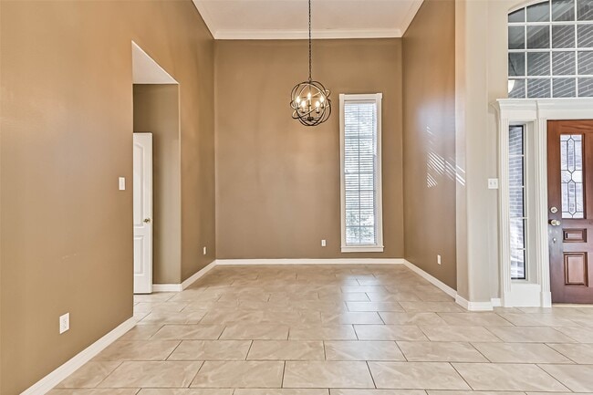 property at 2334 Pin Hook Ct