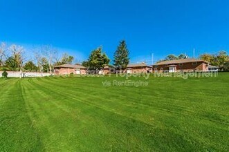 268 Powell Cir in Columbus, OH - Building Photo - Building Photo