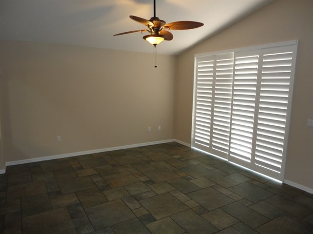 18919 Bellflower Rd in Tampa, FL - Foto de edificio - Building Photo