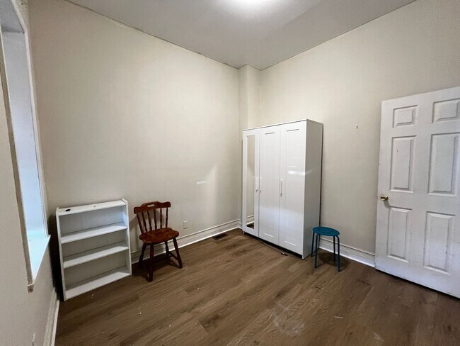 425 N Preston St-Unit -1st in Philadelphia, PA - Building Photo - Building Photo