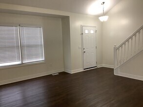 768 Shellbark St in Blacklick, OH - Foto de edificio - Building Photo