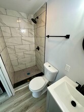 1021 E Cayuga St in Tampa, FL - Building Photo - Building Photo