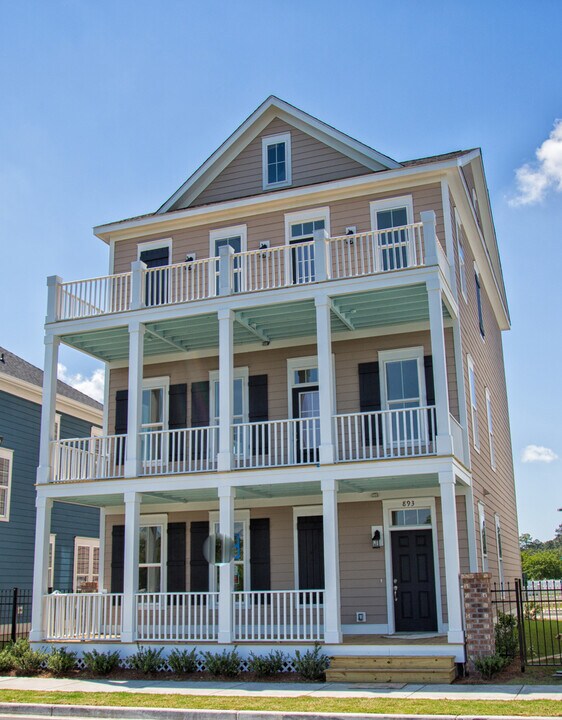 893 Peterson St in Myrtle Beach, SC - Building Photo