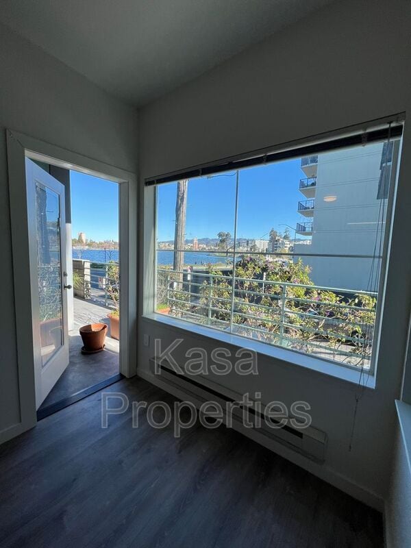 property at 1524 1st Ave
