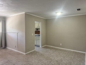 1431 S 14th Ave in Hollywood, FL - Building Photo - Building Photo
