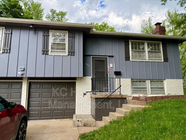 property at 8412 E 97 Terrace