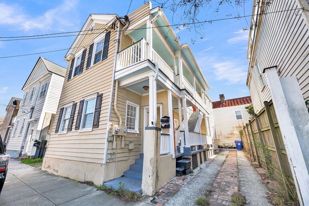 107 Line St in Charleston, SC - Building Photo