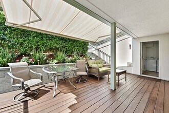 25 Bayo Vista Way in San Rafael, CA - Building Photo - Building Photo