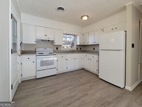 354 Emily Cir in Winder, GA - Building Photo - Building Photo