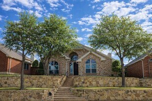 4664 Cherokee Path in Carrollton, TX - Building Photo