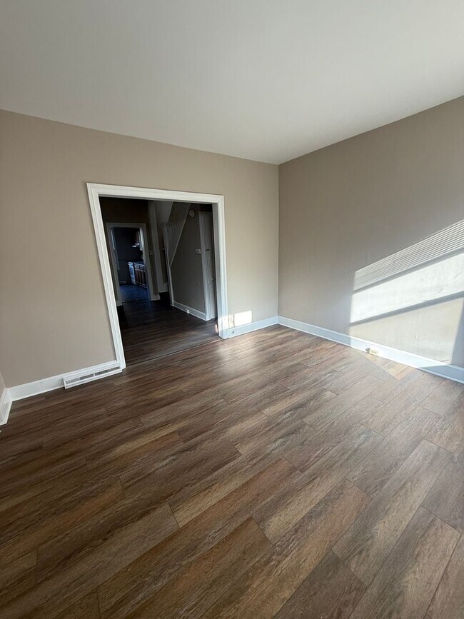 137 S Locust St-Unit -139 in Hagerstown, MD - Building Photo - Building Photo