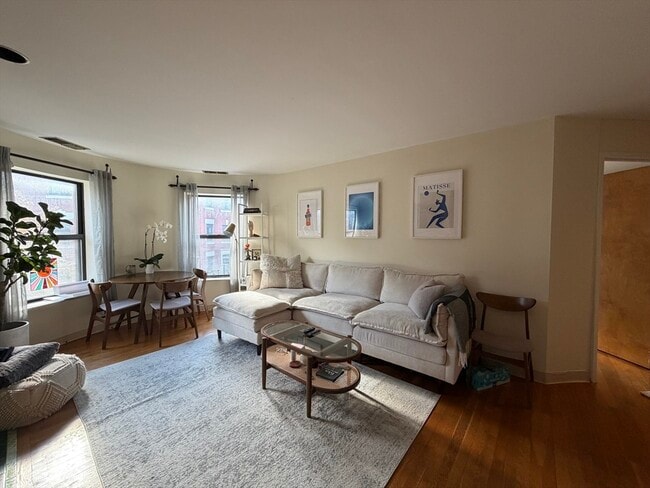 property at 103 Gainsborough St