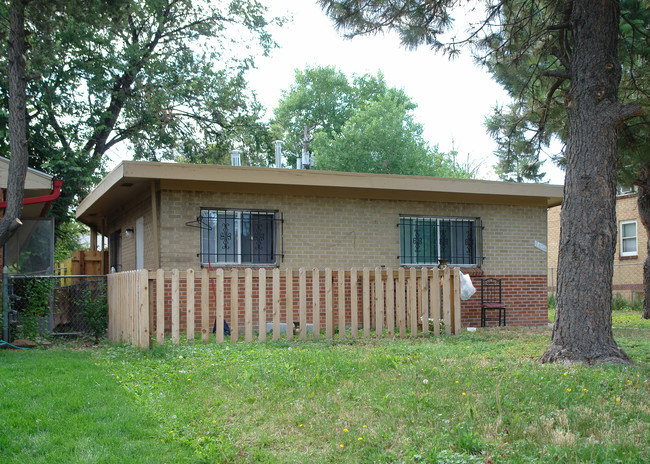 1420-1426 Chester St in Aurora, CO - Building Photo - Building Photo