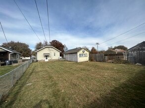 2505 Ave F in Council Bluffs, IA - Building Photo - Building Photo