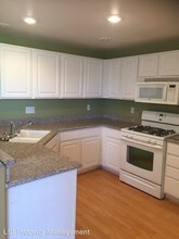 10809 Garden Mist Dr-Unit -Unit 2014 in Las Vegas, NV - Building Photo - Building Photo