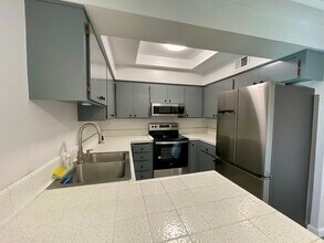 6626 50th St in Sacramento, CA - Building Photo - Building Photo