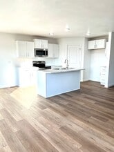 478 Lennox Blvd in Willard, MO - Building Photo - Building Photo