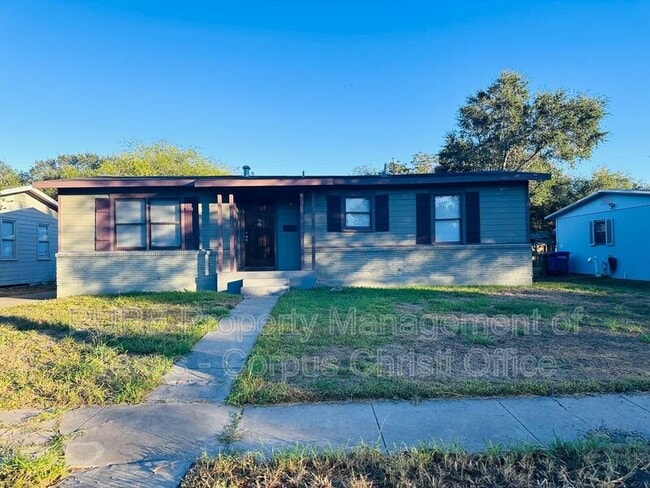 429 Waverly Dr in Corpus Christi, TX - Building Photo - Building Photo