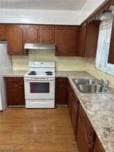 124 Kenridge Rd in Fairlawn, OH - Building Photo - Building Photo