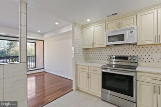 6317 Park Heights Ave in Baltimore, MD - Building Photo - Building Photo