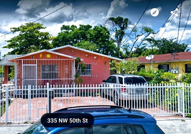 335 NW 50th St, Unit 1