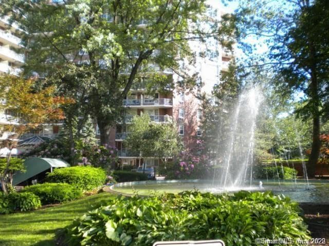 91 Strawberry Hill Ave in Stamford, CT - Building Photo - Building Photo