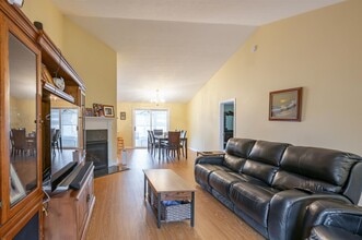 4 Myopia Ln in Nashua, NH - Building Photo - Building Photo