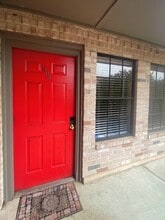 2216 San Gabriel St in Austin, TX - Building Photo - Building Photo
