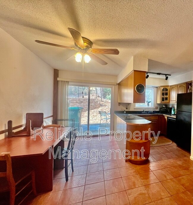 1118 Nottingham Cir in Cary, NC - Building Photo - Building Photo