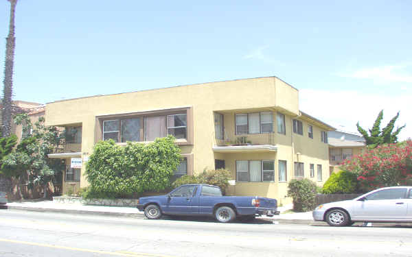 4219 E 4th St in Long Beach, CA - Building Photo - Building Photo