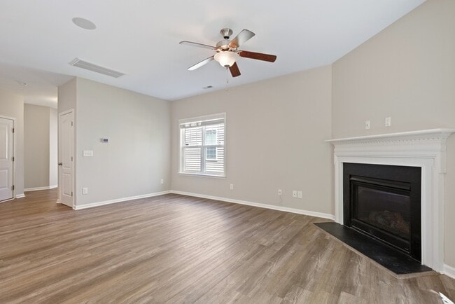 2513 Magnolia Tree Ln in Durham, NC - Building Photo - Building Photo