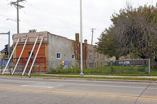 900 Saint Charles Rd in Maywood, IL - Foto de edificio - Building Photo