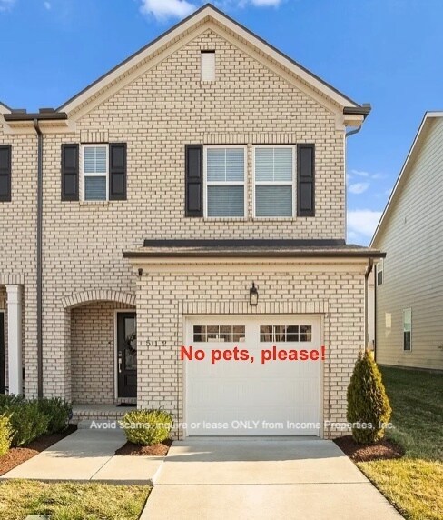 512 Medwyk Dr in Lebanon, TN - Building Photo - Building Photo