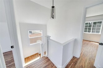 8178 Chestnut Ave, Unit House in South Gate, CA - Foto de edificio - Building Photo