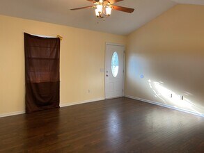 15 Patricia Ln in Hinesville, GA - Building Photo - Building Photo