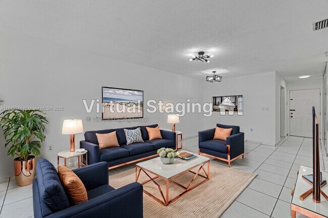6215 W 24th Ave in Hialeah, FL - Building Photo - Building Photo
