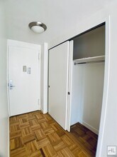 EAST 49 STREET in New York, NY - Building Photo - Building Photo