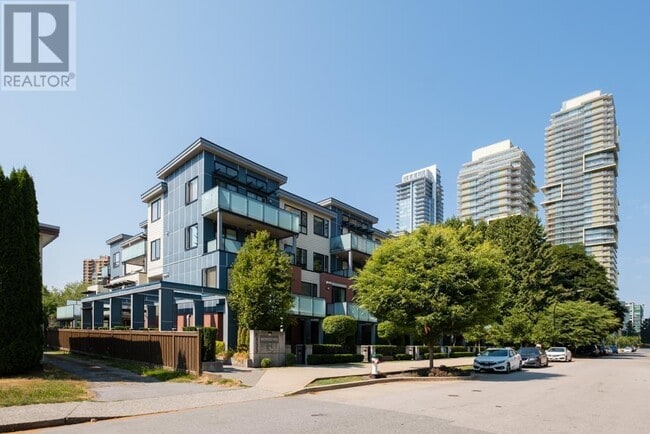 6533-6533 McKay Ave