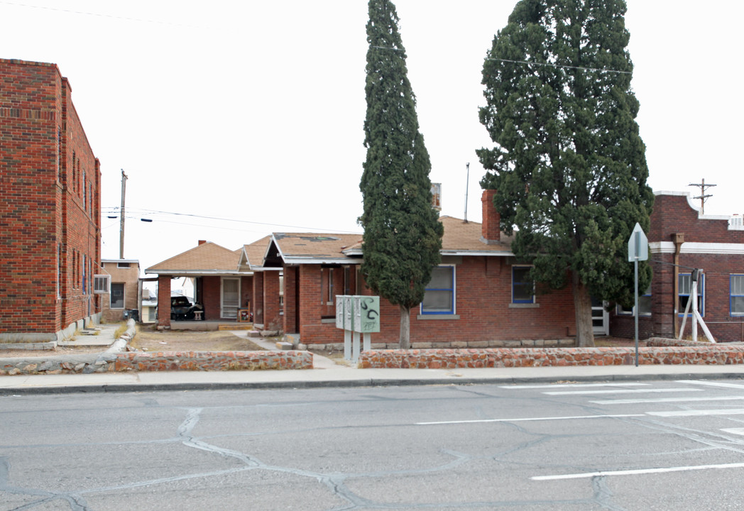 2854 Grant Ave in El Paso, TX - Building Photo