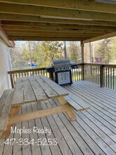 120 Sarah Ln in Branson, MO - Foto de edificio - Building Photo
