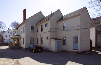 45 Winthrop St in Taunton, MA - Building Photo - Building Photo