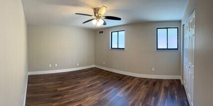 94 Locust Ridge Dr in Pittsburgh, PA - Building Photo - Building Photo